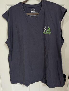 Realtree Men's Navy Blue Tank Top with Green Logo